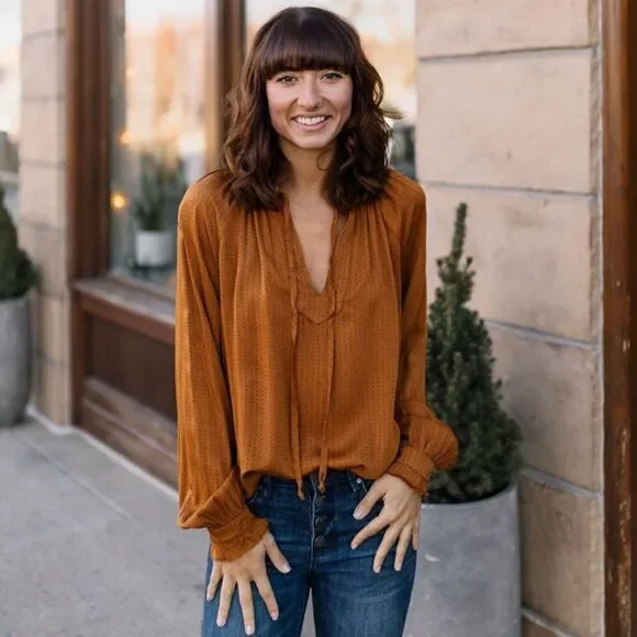 Cloth & Stone Ruffle Long Sleeve Blouse Size Small Dotted - Picture 2 of 8